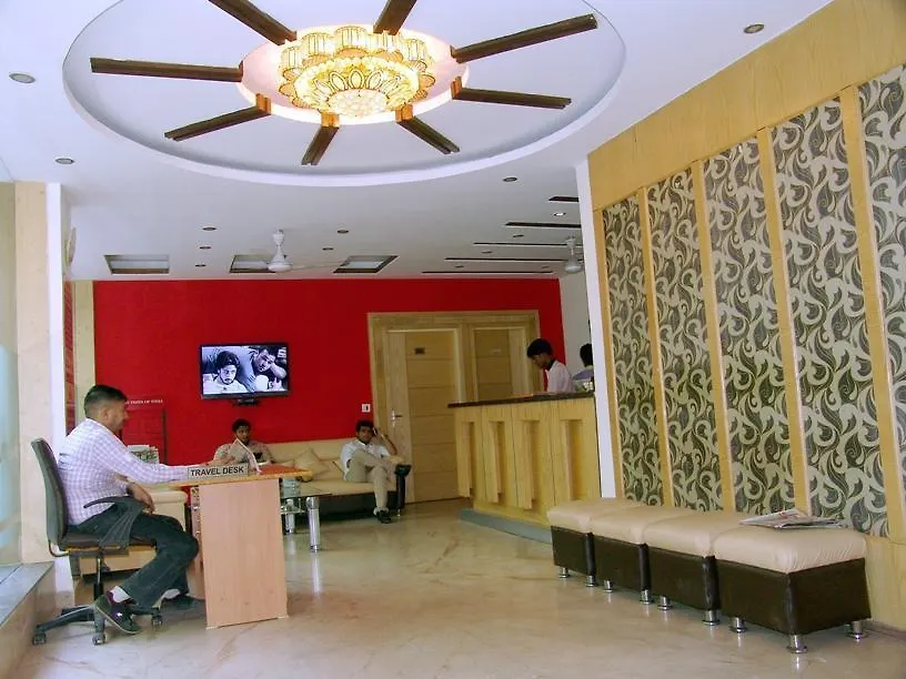 Oyo 6096 Hotel Maharani Palace New Delhi