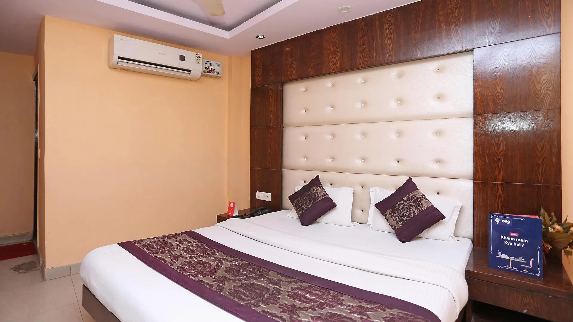 Oyo 6096 Hotel Maharani Palace contacts