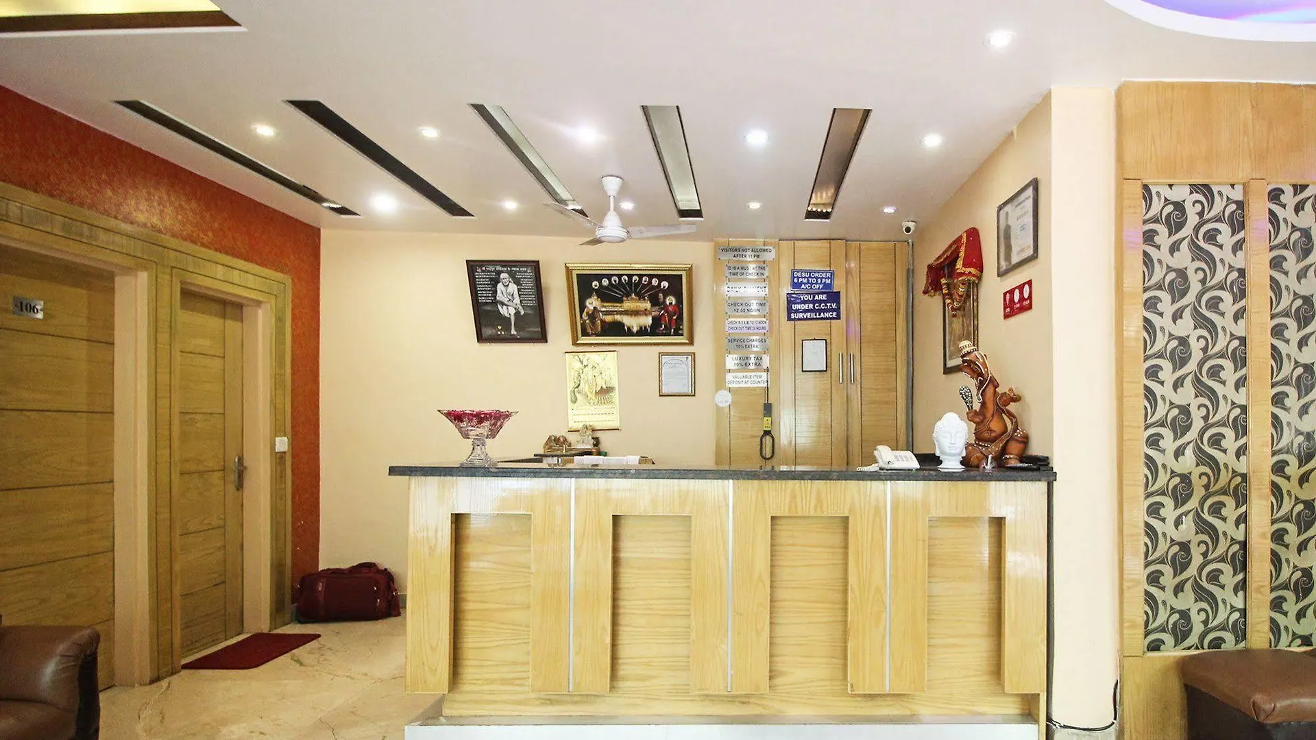 Oyo 6096 Hotel Maharani Palace New Delhi